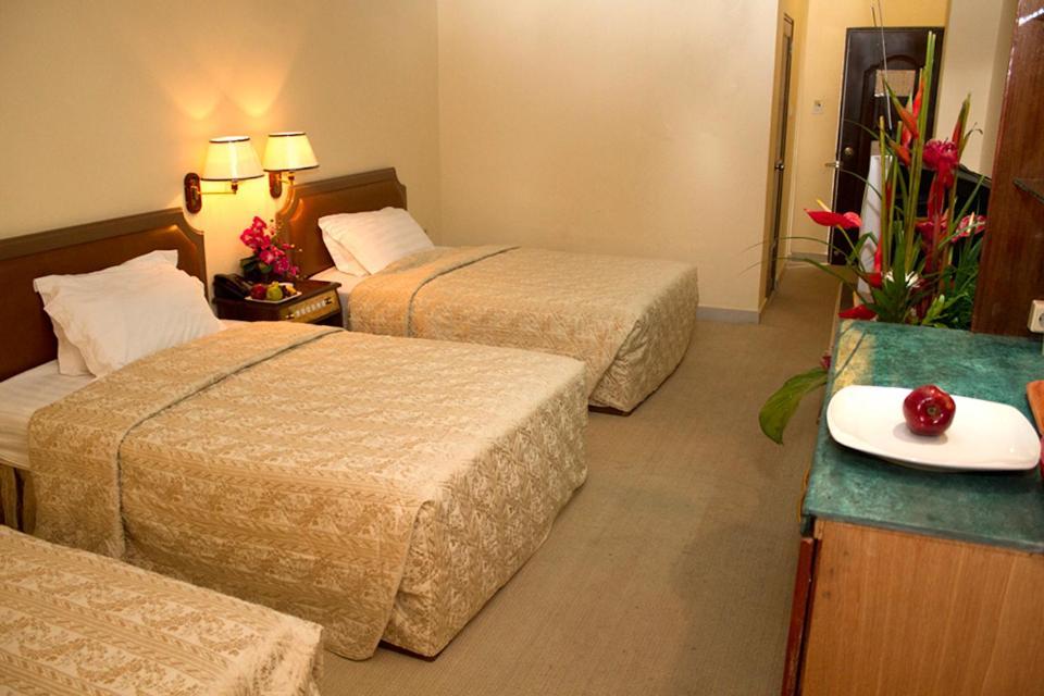 Savannah Hotel & Casino 파라마리보 객실 사진