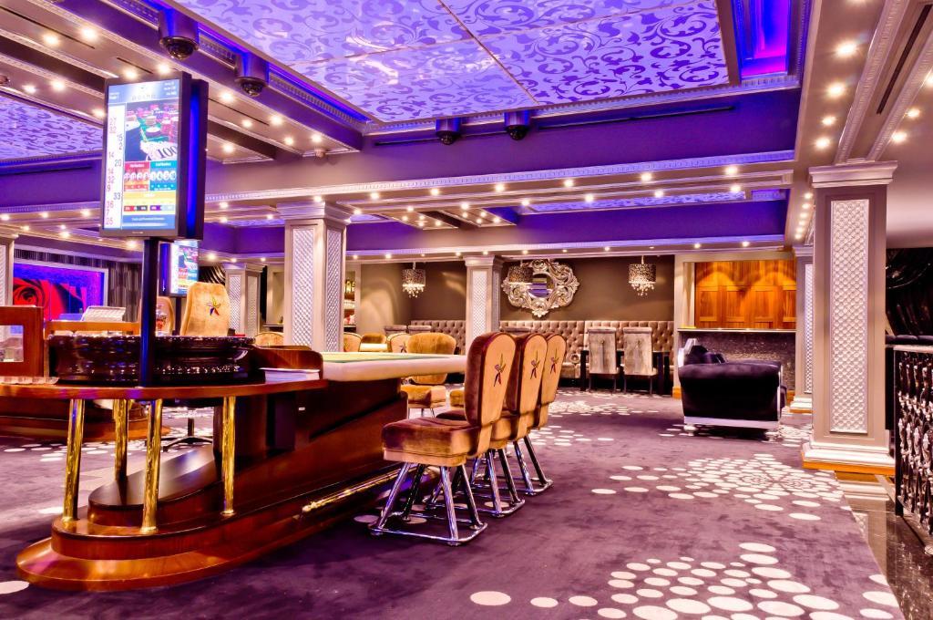 Savannah Hotel & Casino 파라마리보 외부 사진