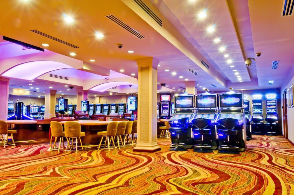 Savannah Hotel & Casino 파라마리보 외부 사진